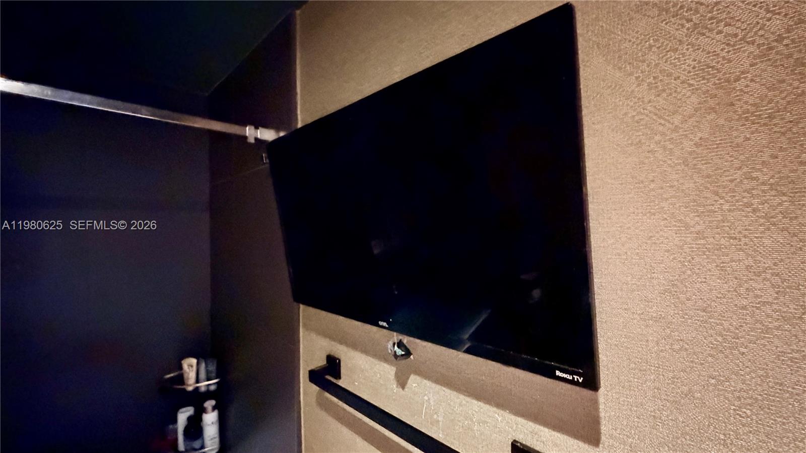 1600 NE 1st Ave #2009 Miami, FL 33132