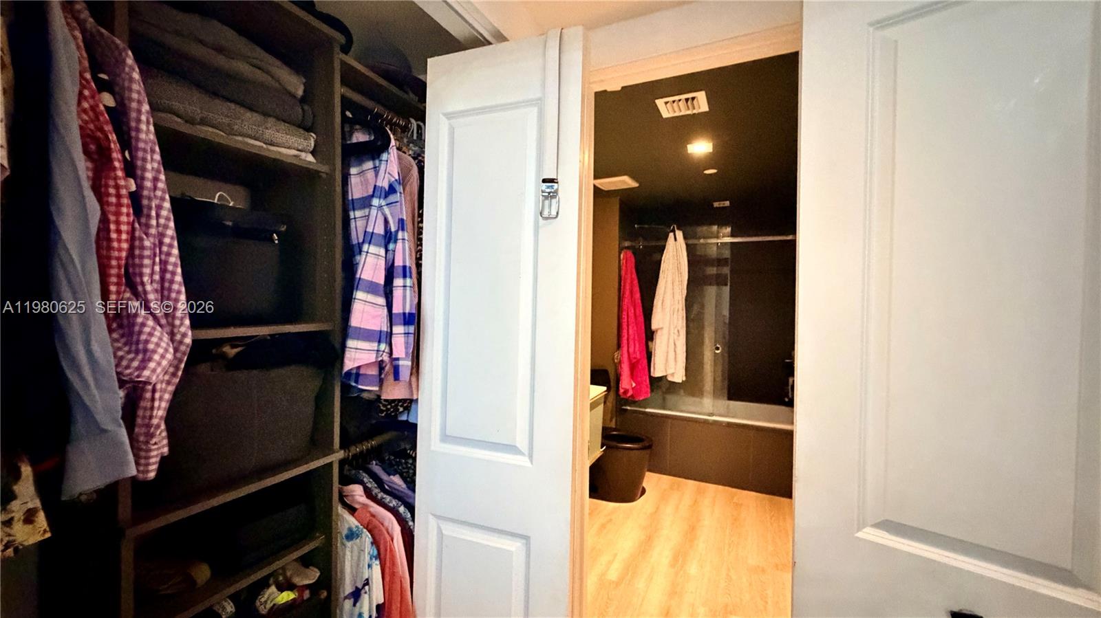 1600 NE 1st Ave #2009 Miami, FL 33132