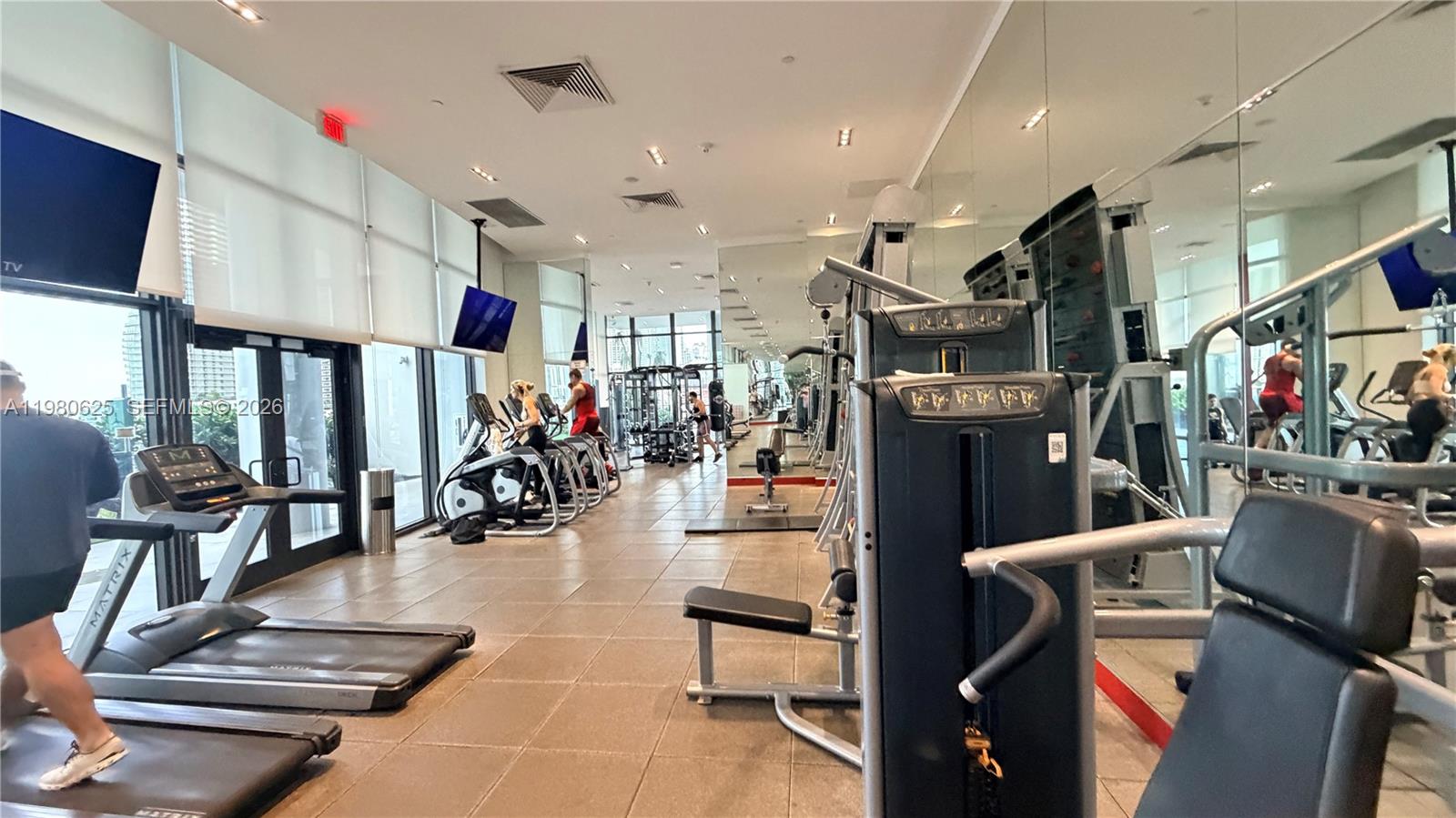 1600 NE 1st Ave #2009 Miami, FL 33132