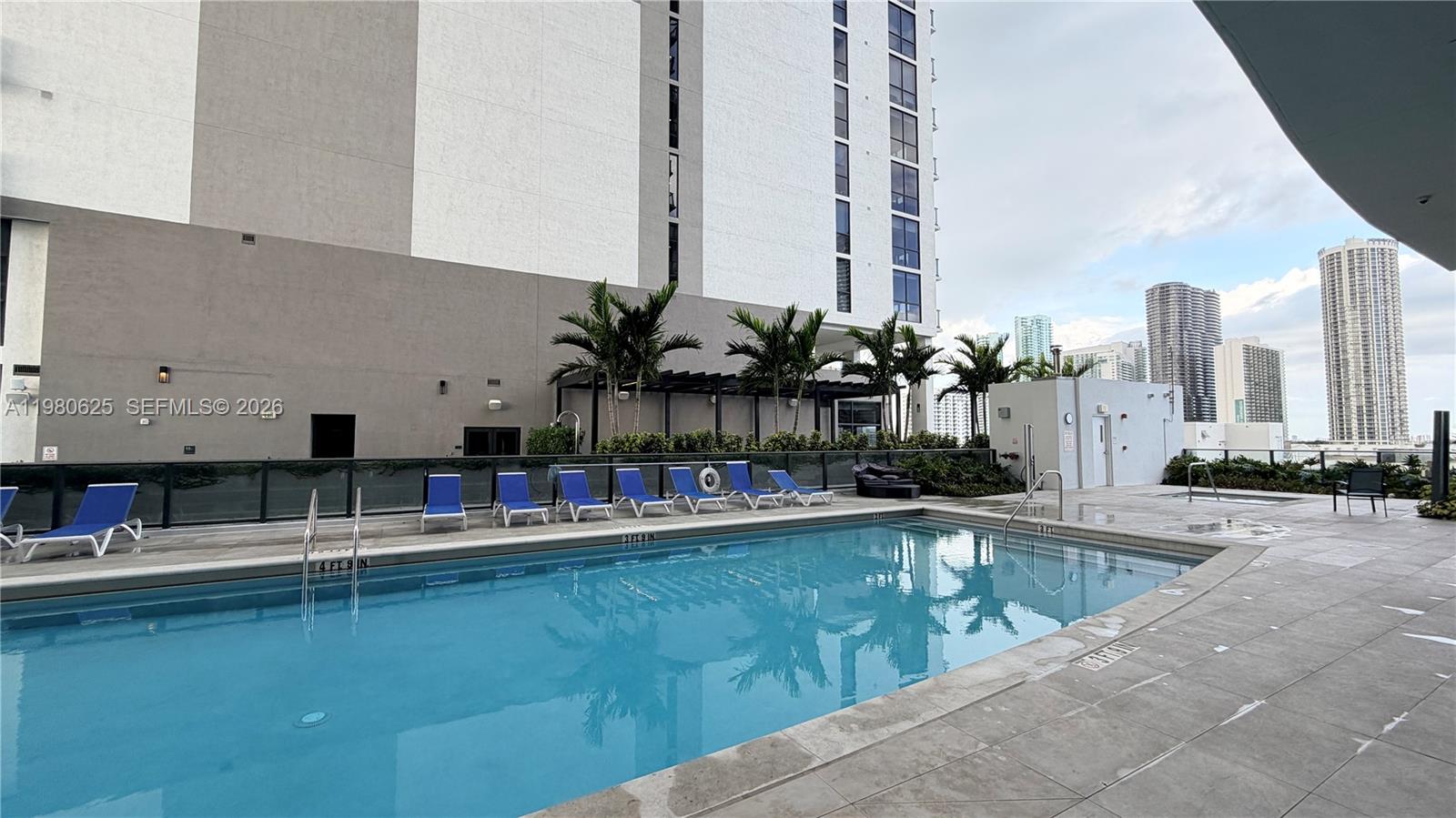 1600 NE 1st Ave #2009 Miami, FL 33132