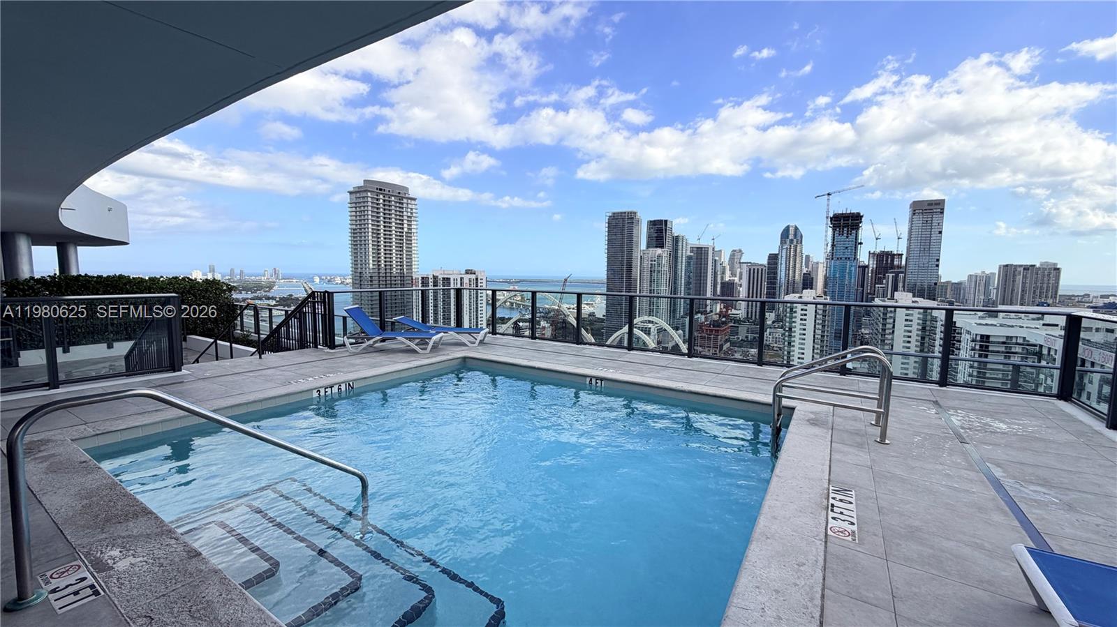 1600 NE 1st Ave #2009 Miami, FL 33132