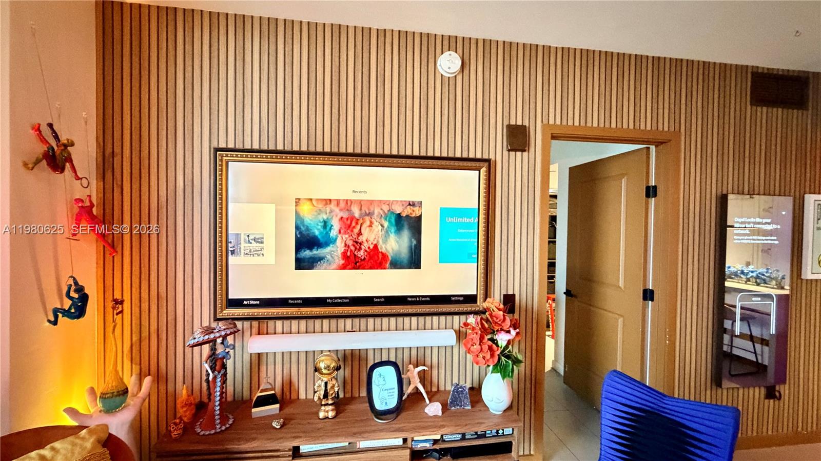 1600 NE 1st Ave #2009 Miami, FL 33132