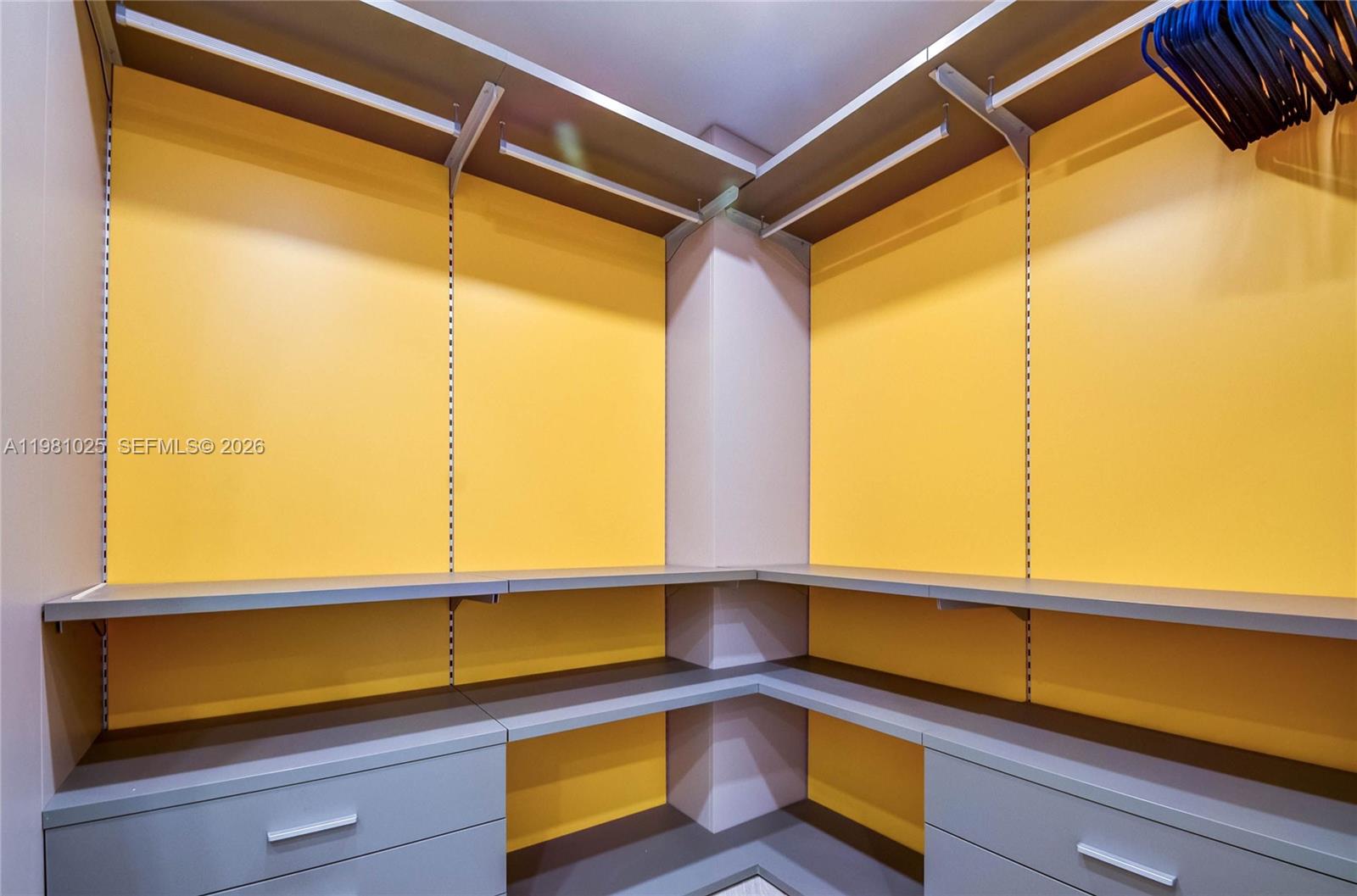 5255 Collins Ave #12F Miami Beach, FL 33140