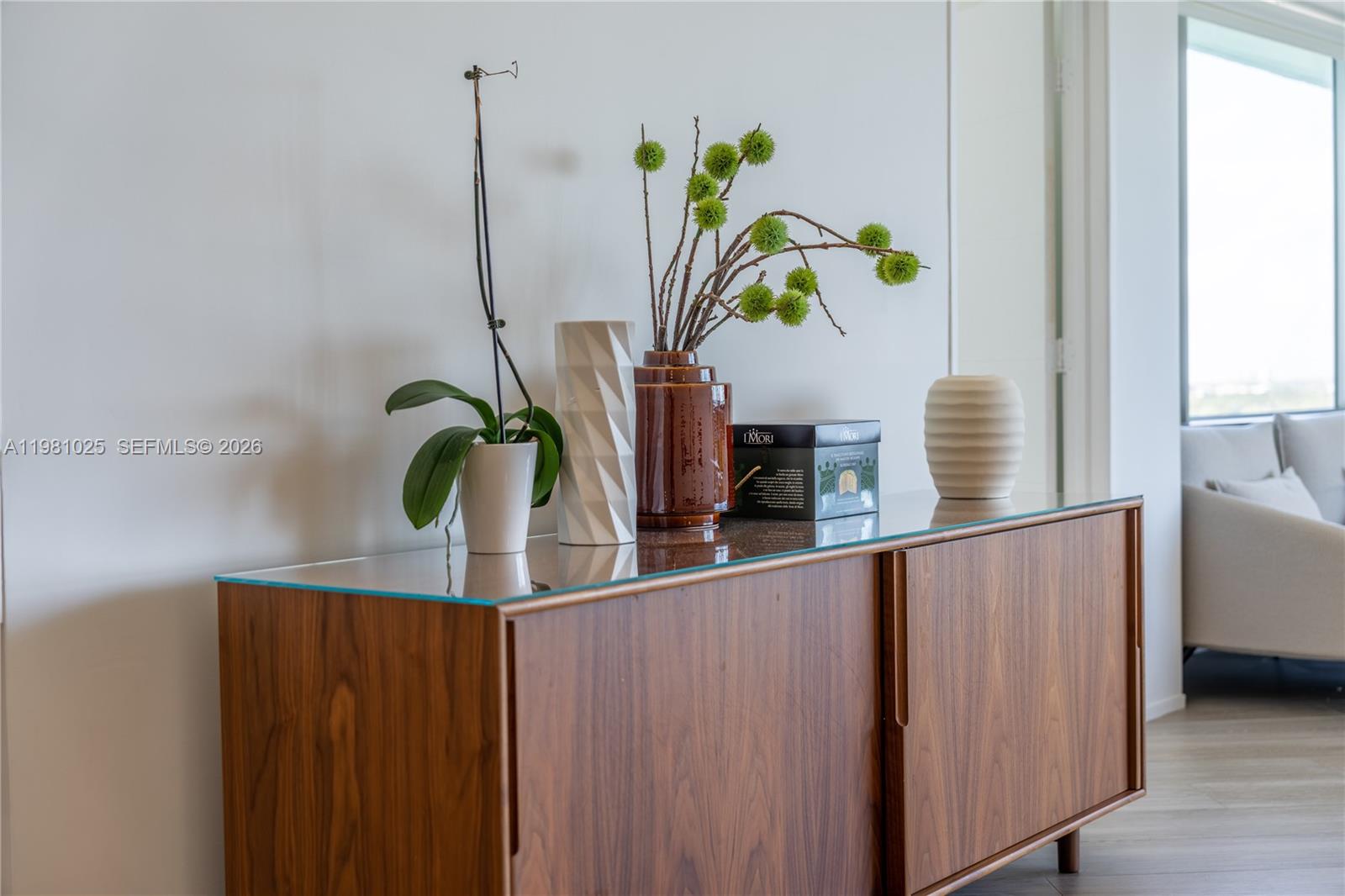 5255 Collins Ave #12F Miami Beach, FL 33140