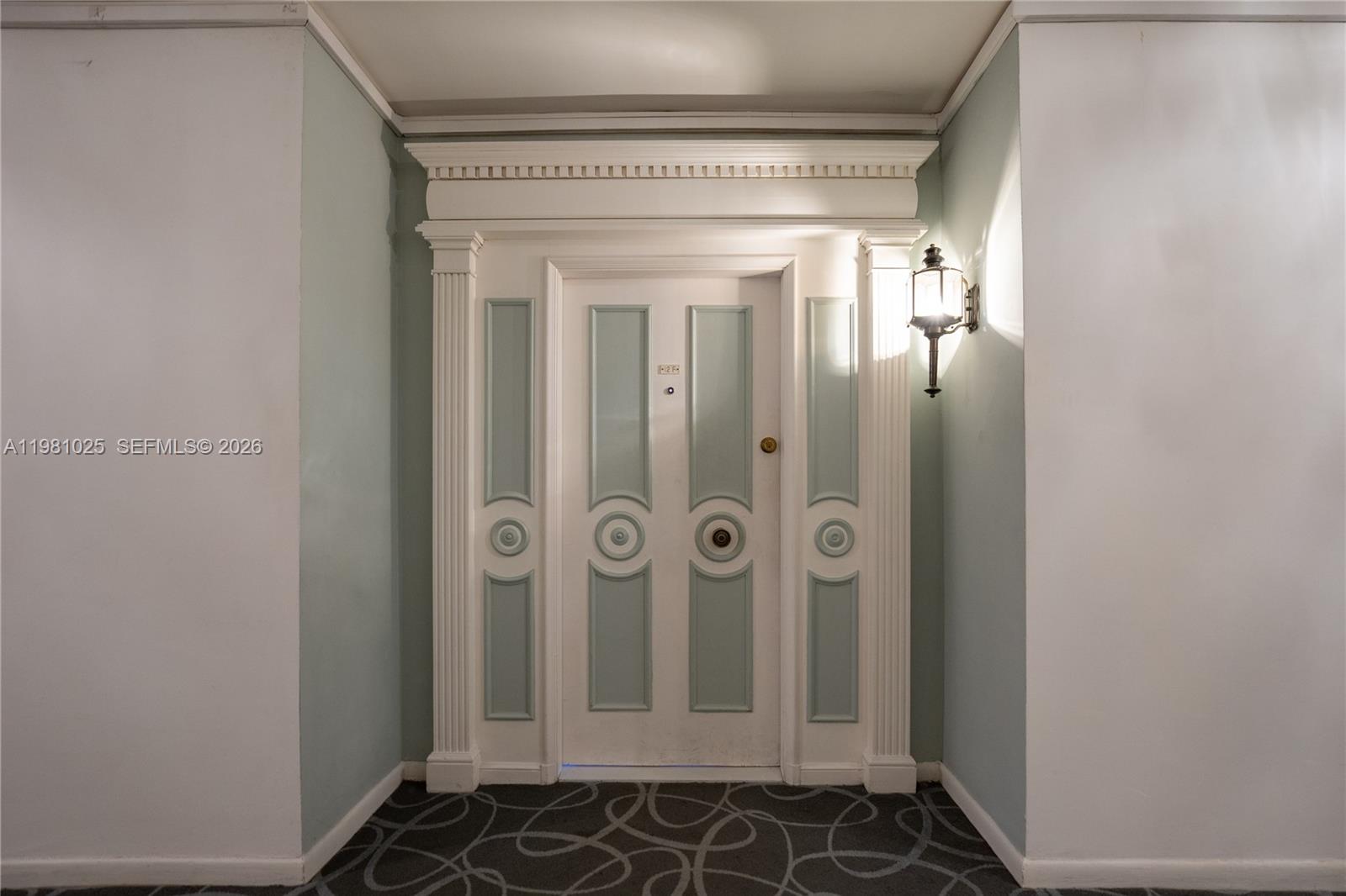 5255 Collins Ave #12F Miami Beach, FL 33140