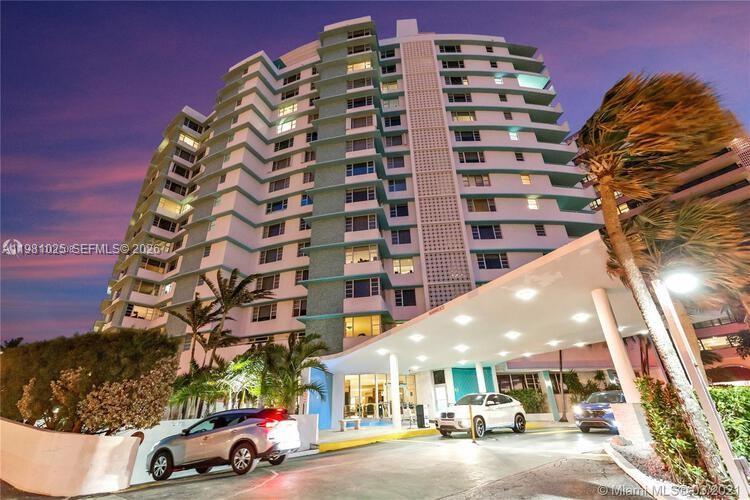 5255 Collins Ave #12F Miami Beach, FL 33140