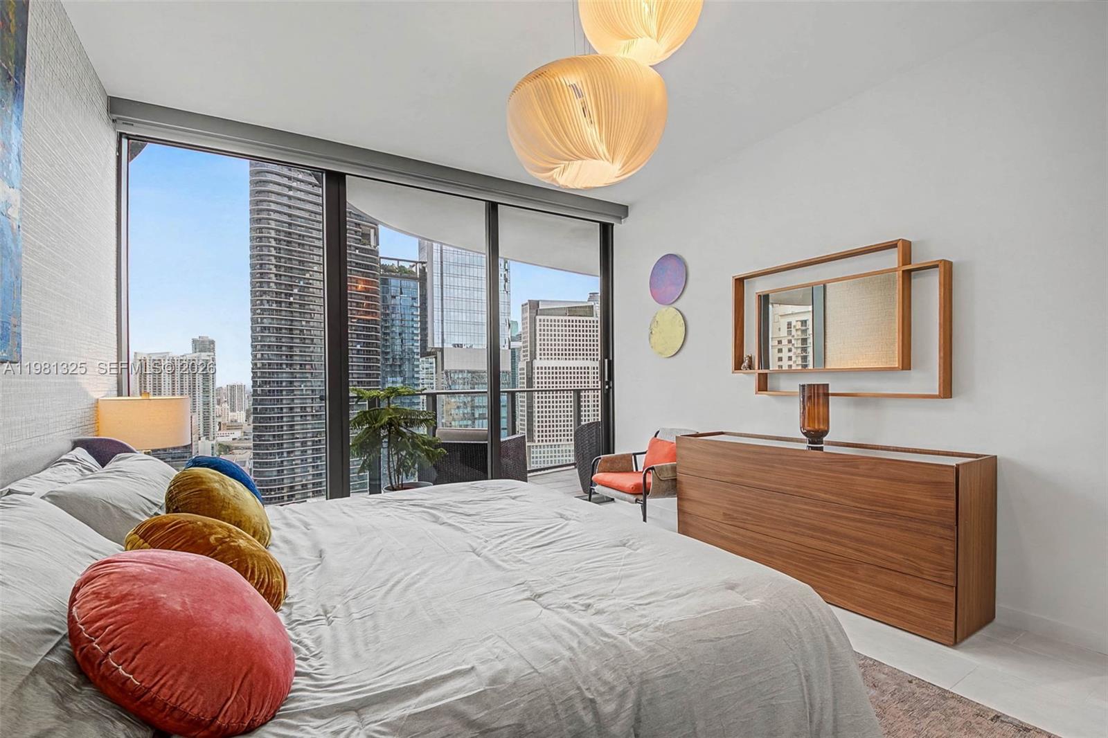 image Brickell Flatiron11