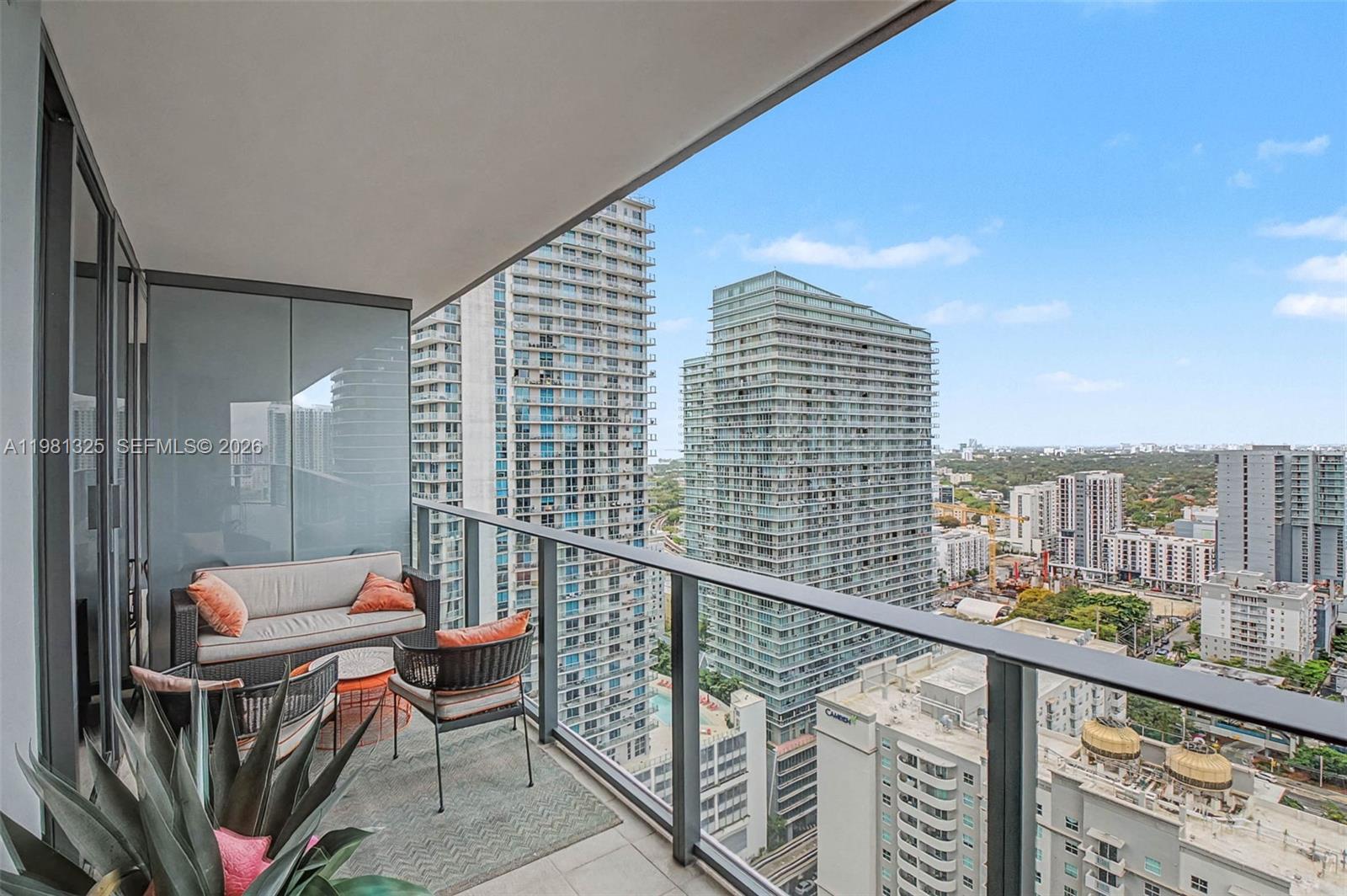 image Brickell Flatiron21