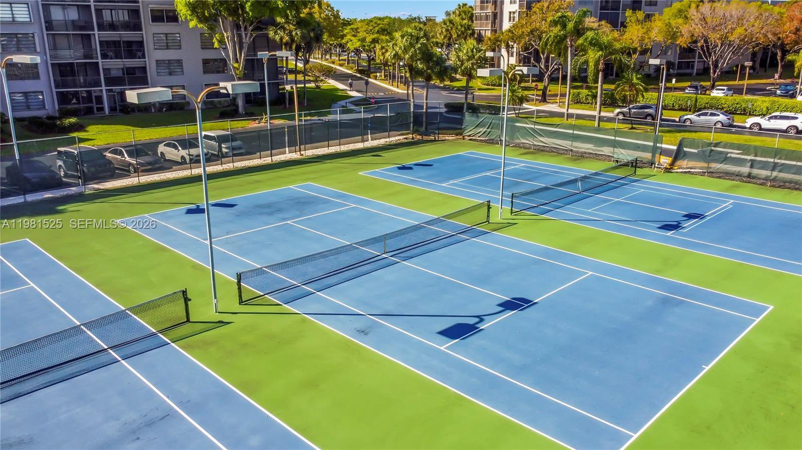 1100 Colony Pt Cir #201 Pembroke Pines, FL 33026