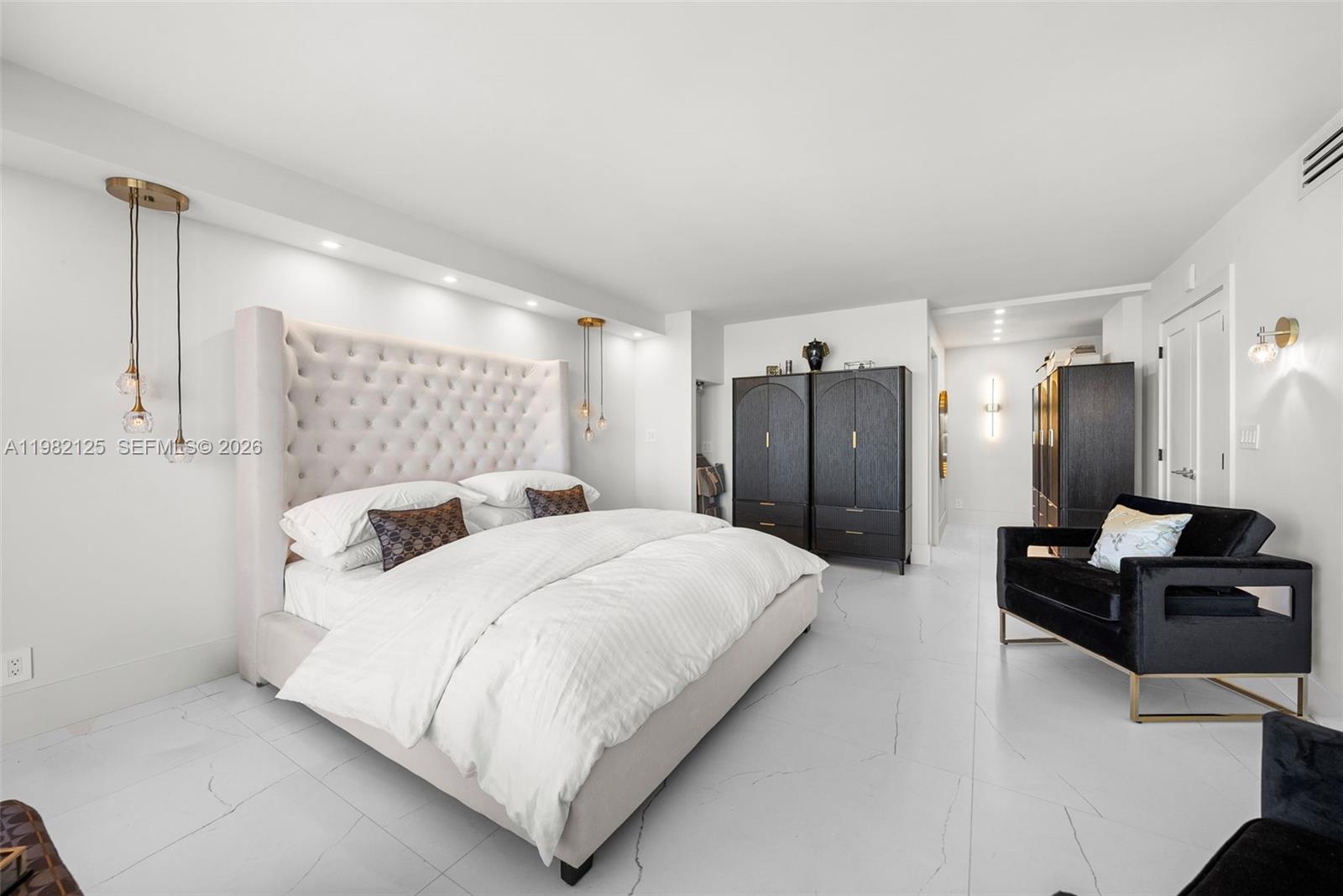 4300 N Ocean Blvd #15D Fort Lauderdale, FL 33308