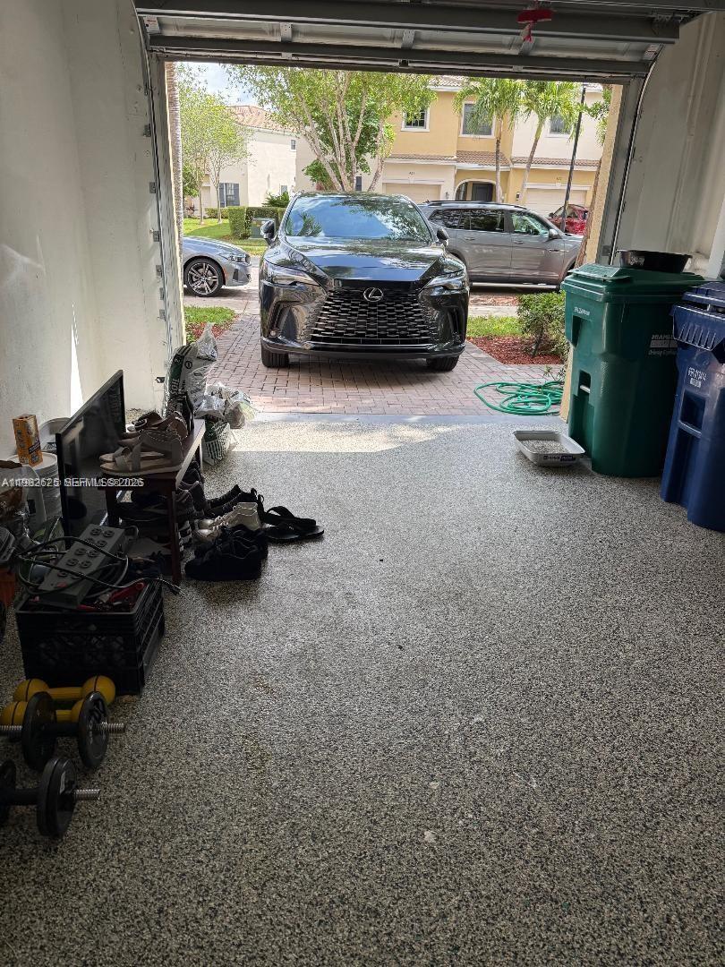 424 NE 194th Ter Miami, FL 33179