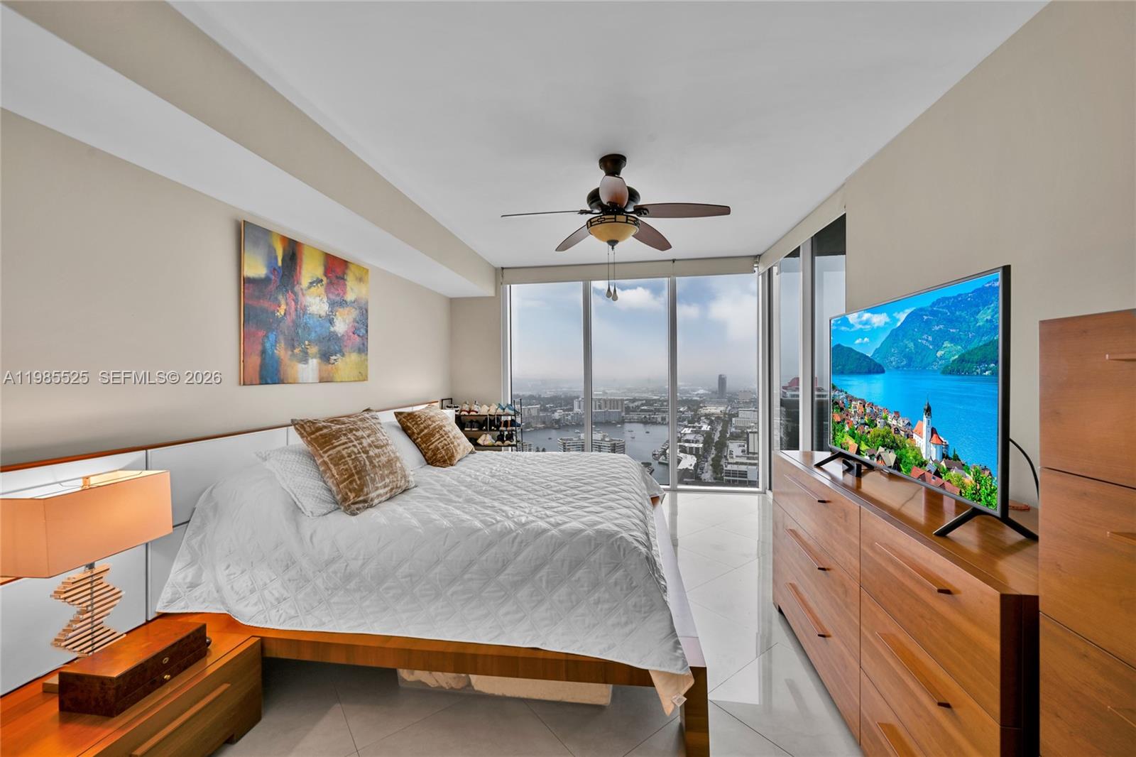 1800 S Ocean Dr #3908 Hallandale Beach, FL 33009