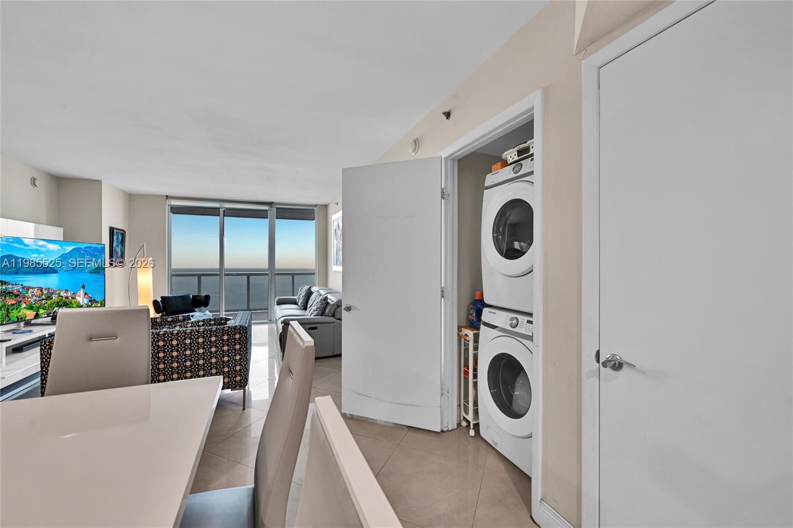 1800 S Ocean Dr #3908 Hallandale Beach, FL 33009