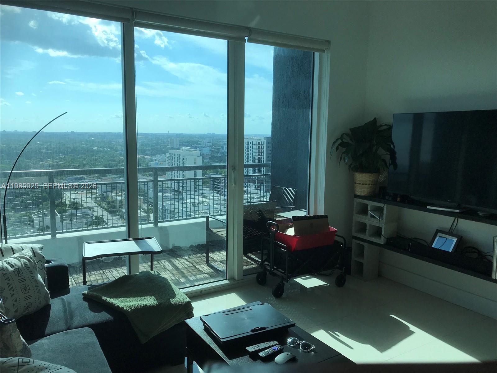 image Infinity at Brickell18