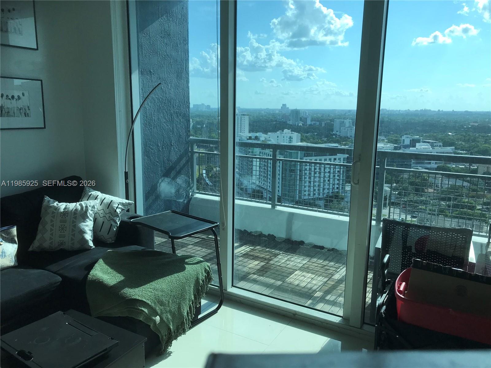 image Infinity at Brickell23