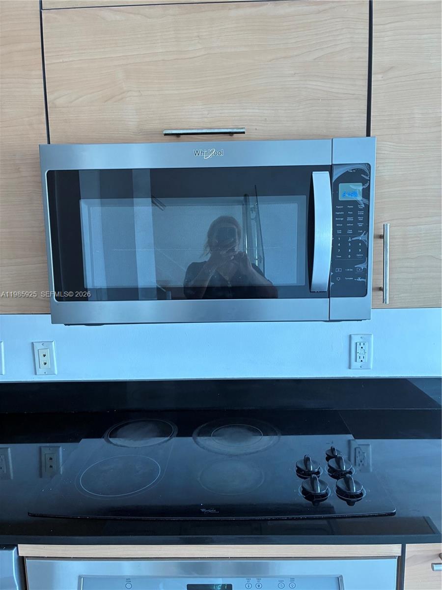 image Infinity at Brickell33