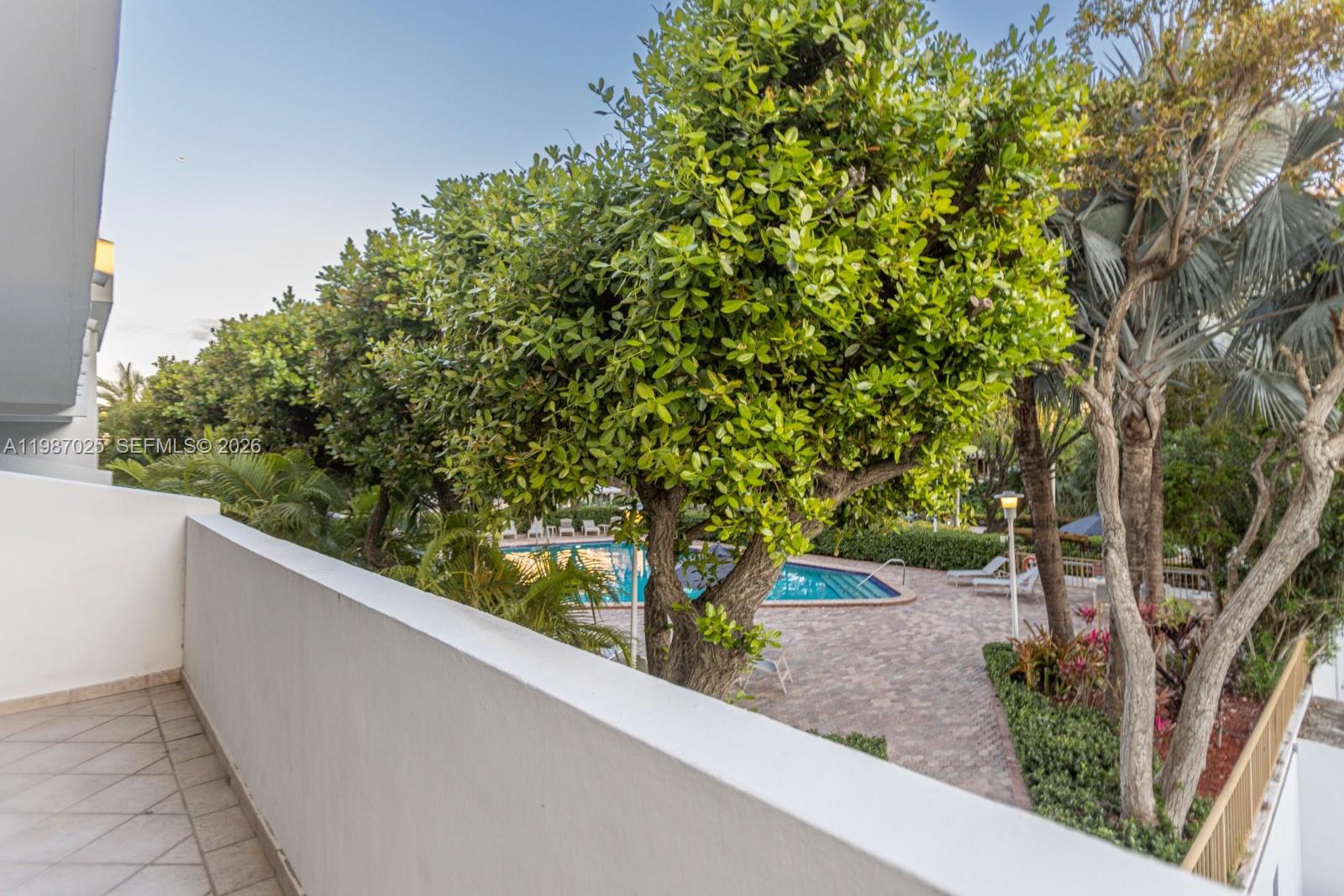 155 Ocean Ln Dr #201 Key Biscayne, FL 33149