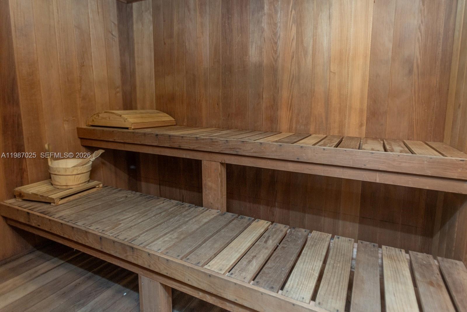 155 Ocean Ln Dr #201 Key Biscayne, FL 33149