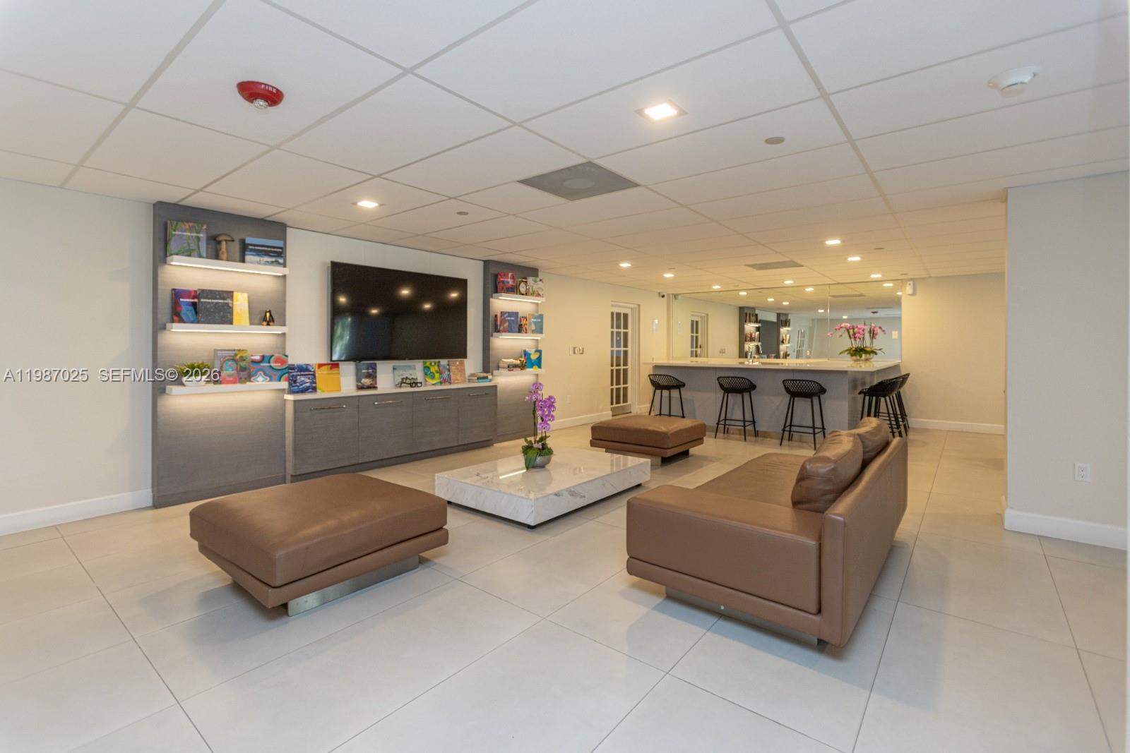 155 Ocean Ln Dr #201 Key Biscayne, FL 33149