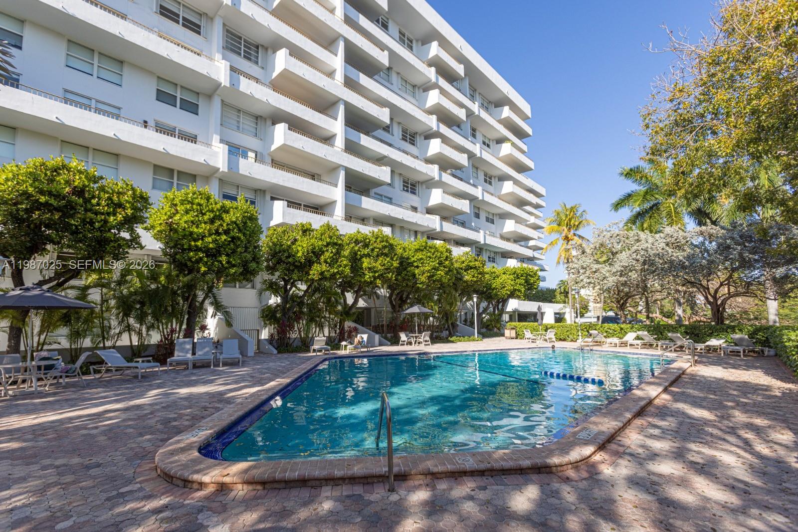 155 Ocean Ln Dr #201 Key Biscayne, FL 33149