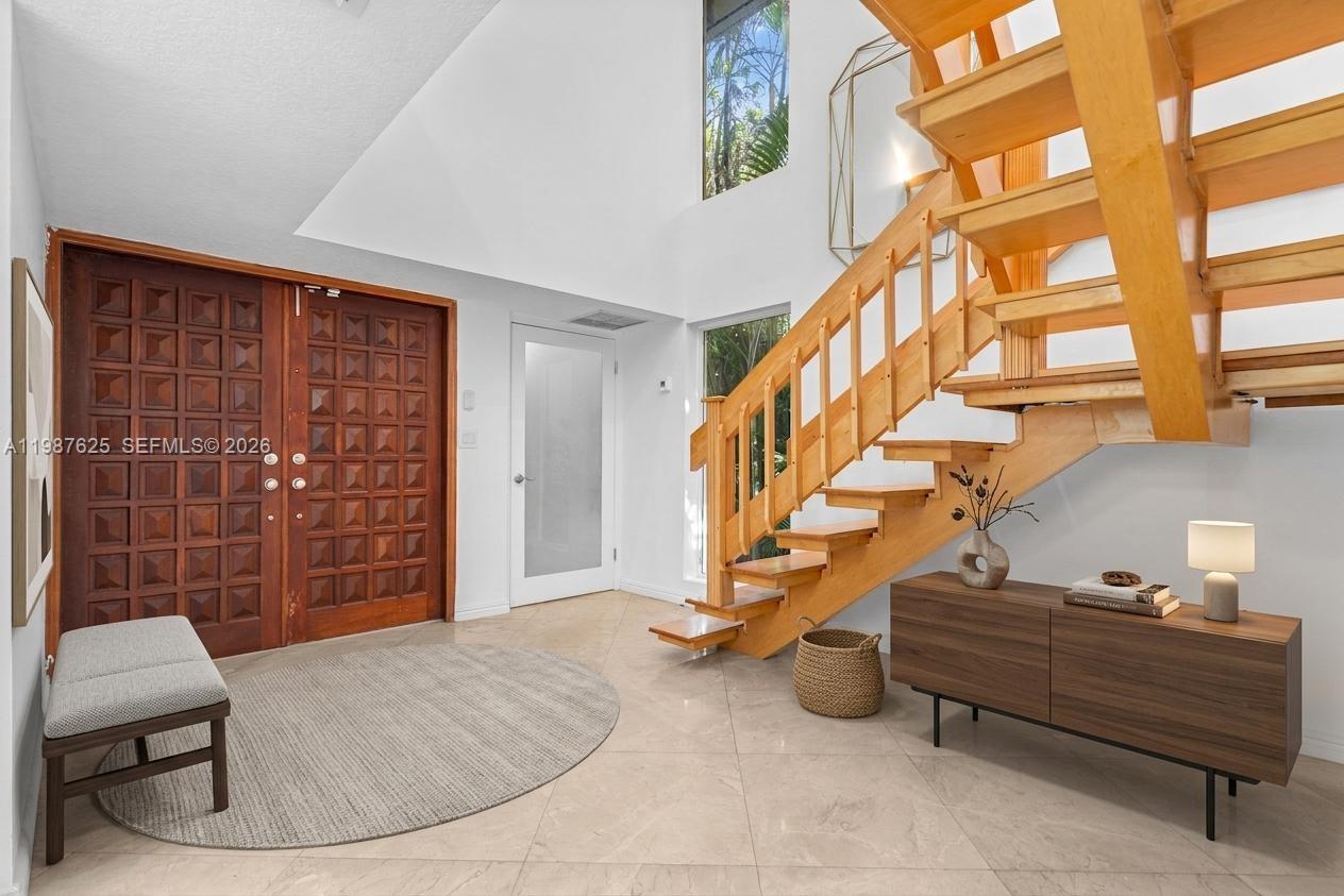 4000 Alhambra Cir Coral Gables, FL 33146