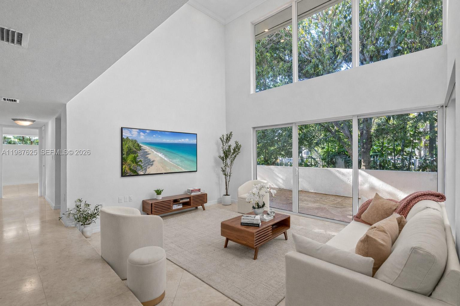 4000 Alhambra Cir Coral Gables, FL 33146