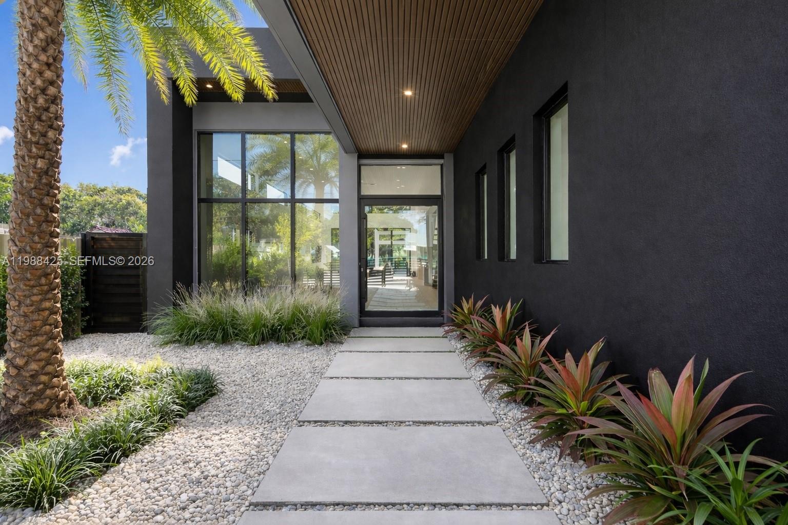 280 NW 47th St Miami, FL 33127