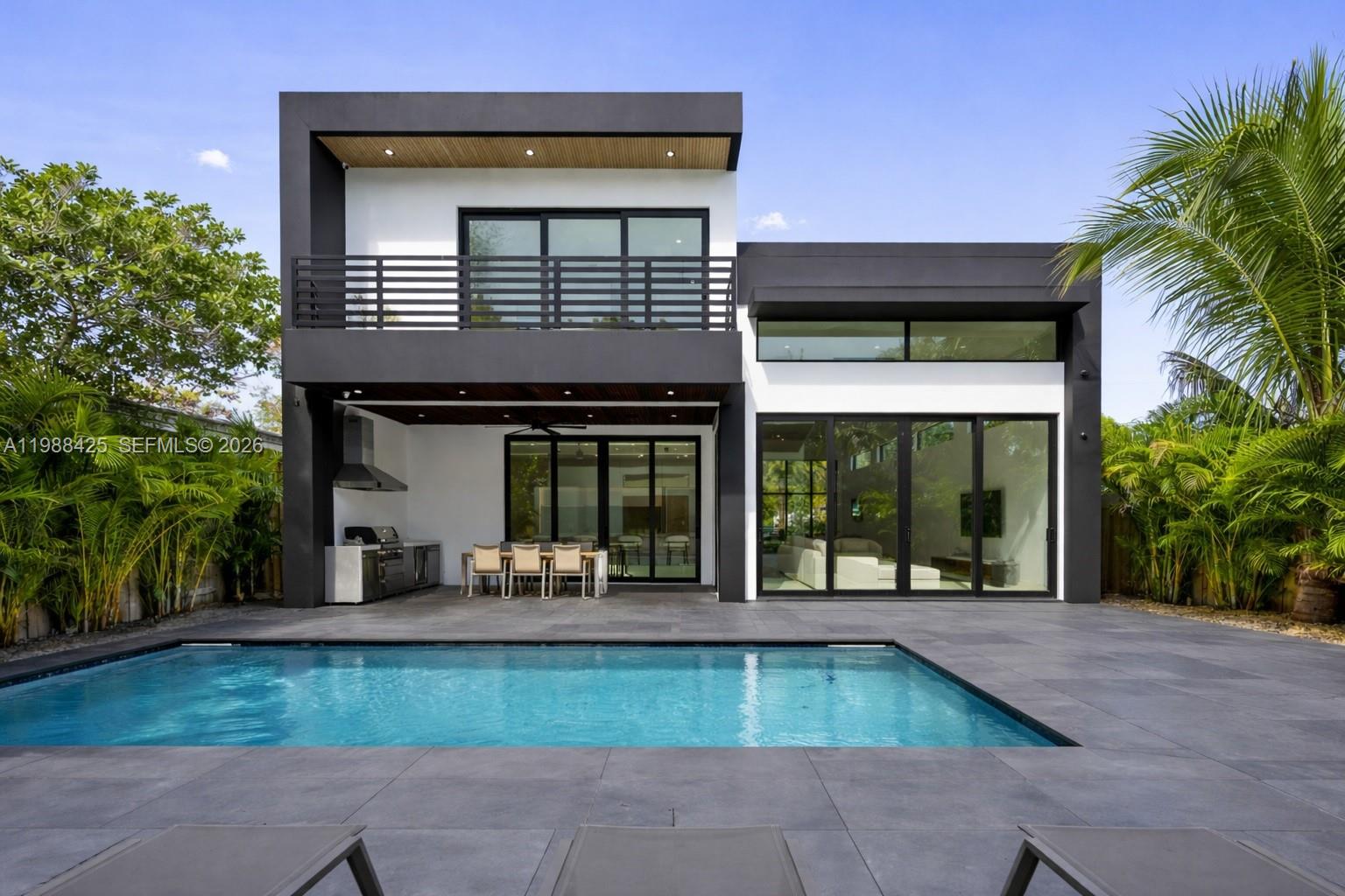 280 NW 47th St Miami, FL 33127