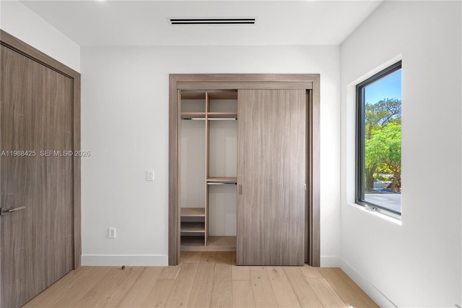 280 NW 47th St Miami, FL 33127