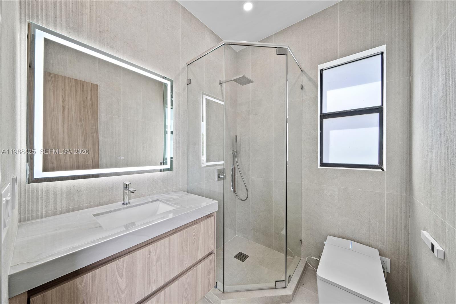 280 NW 47th St Miami, FL 33127