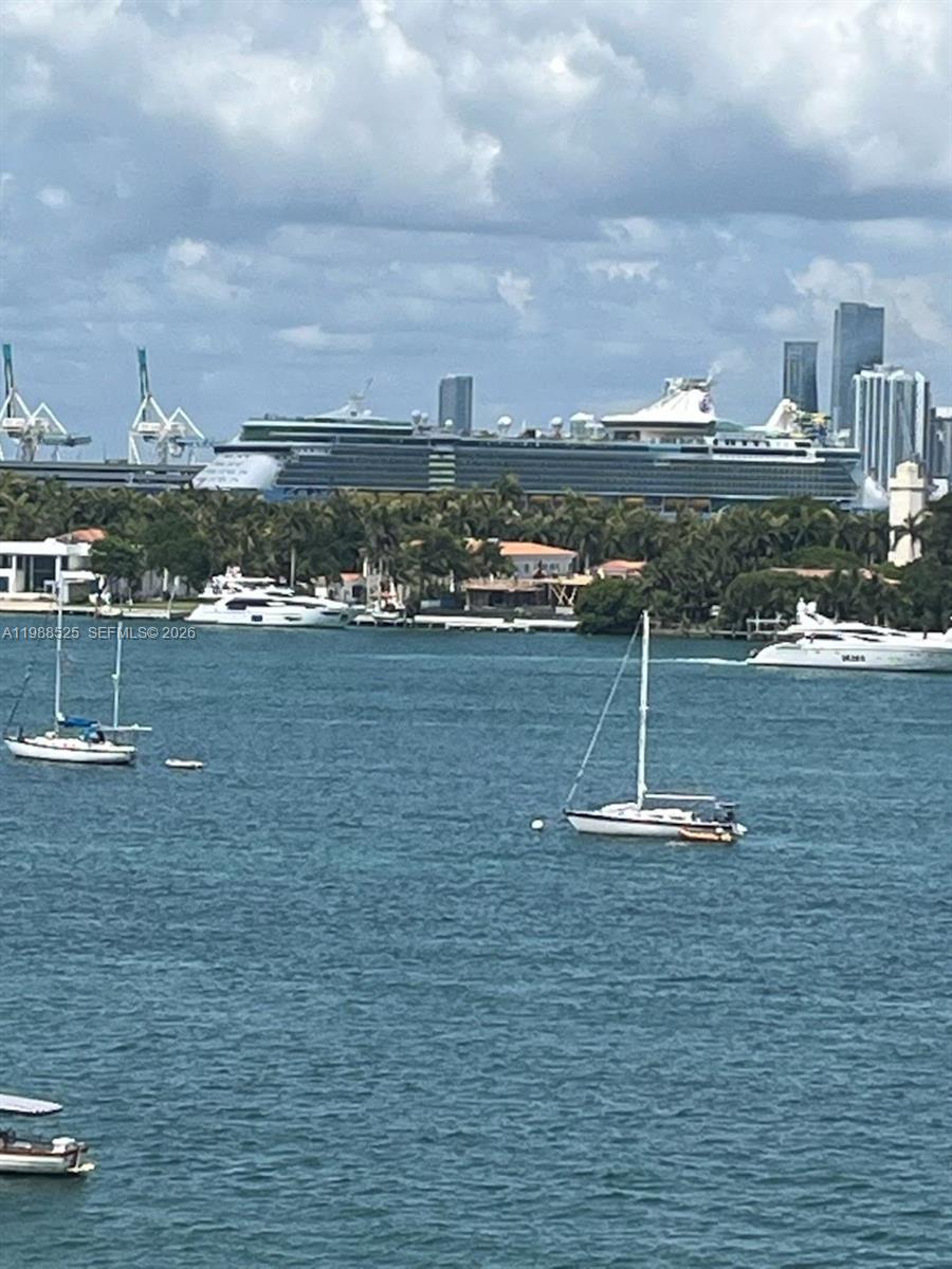 image Mirador 1000 (South Tower)13