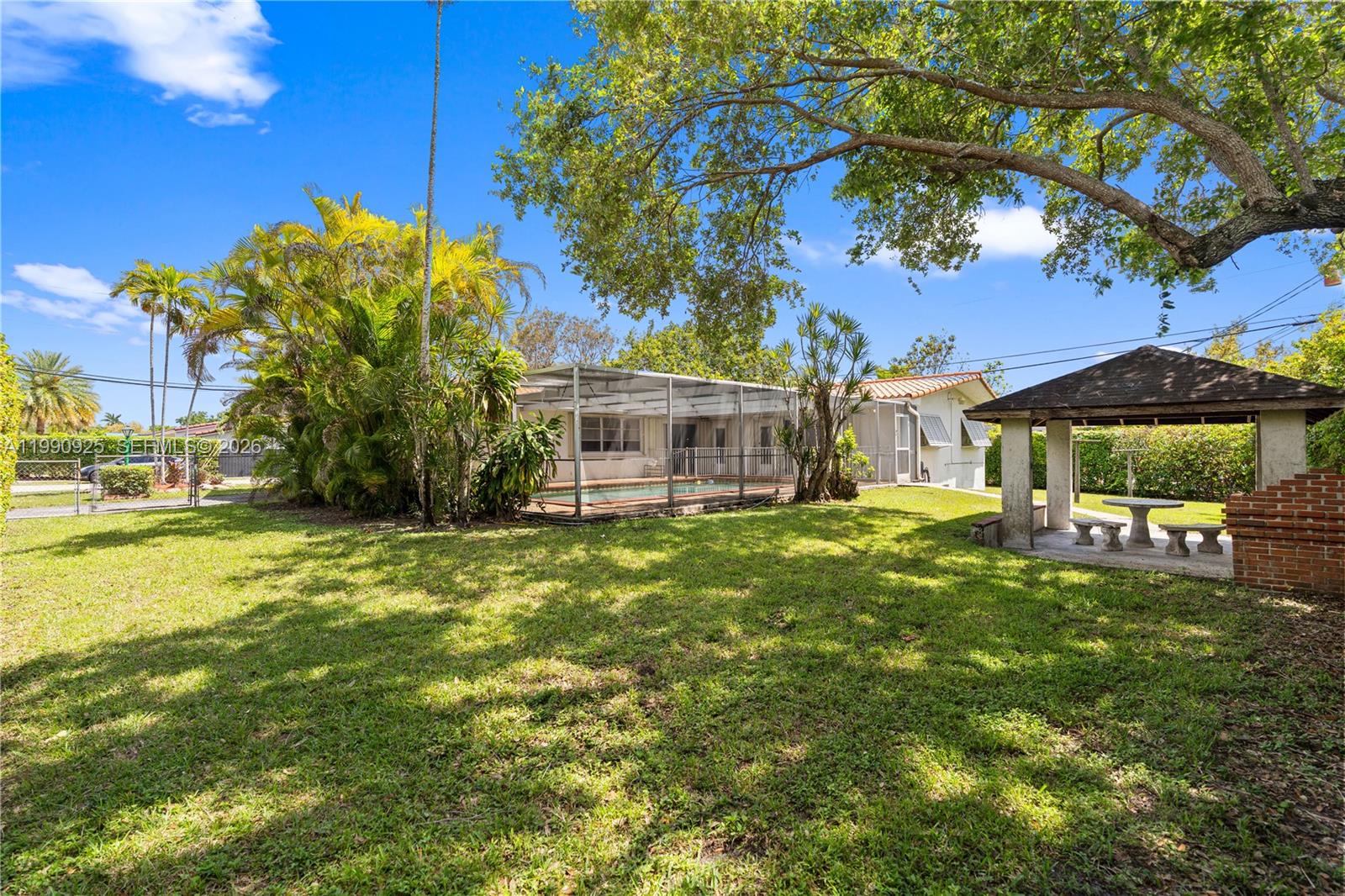 4800 SW 64th Ave Miami, FL 33155