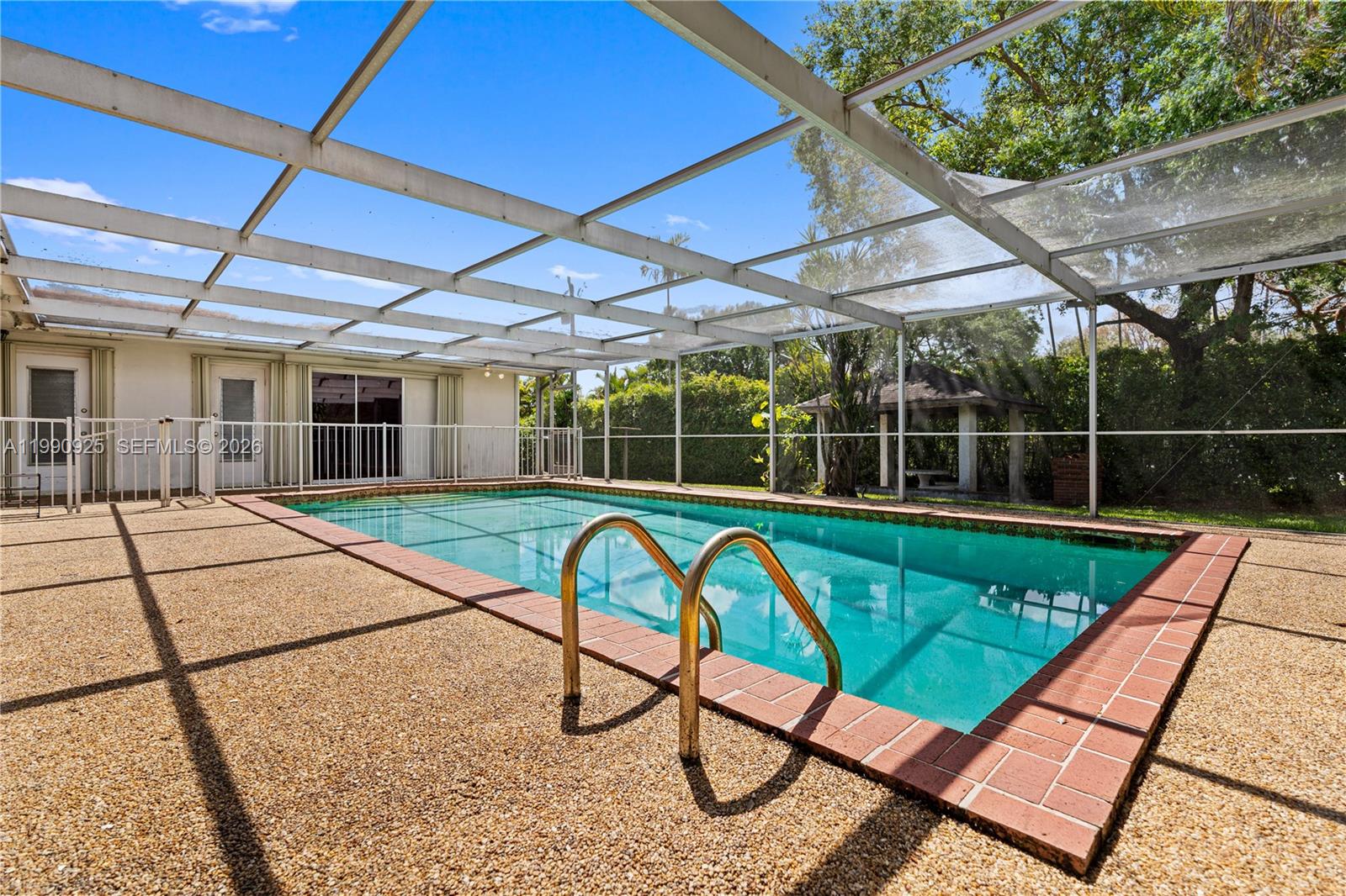 4800 SW 64th Ave Miami, FL 33155