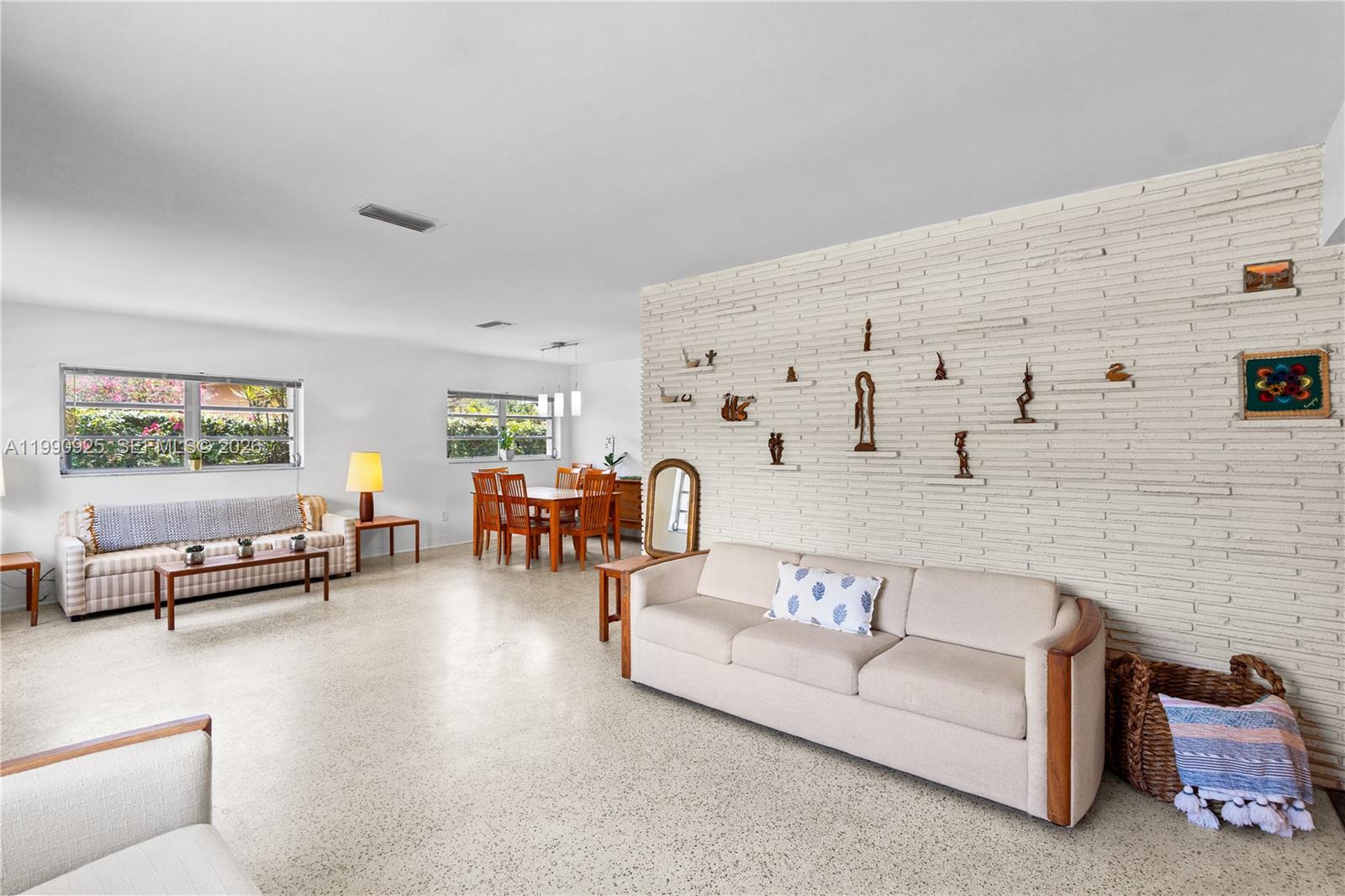 4800 SW 64th Ave Miami, FL 33155