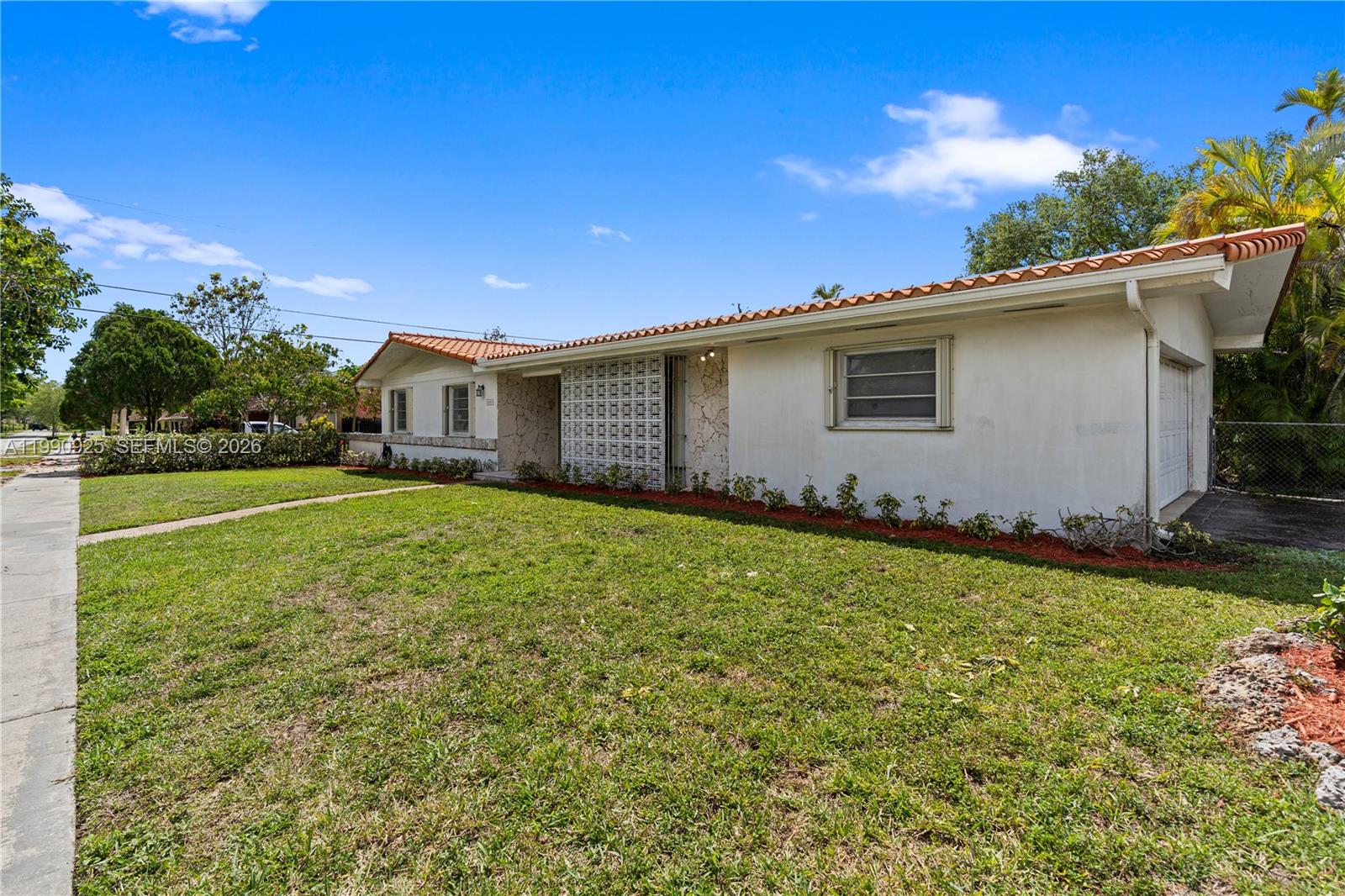 4800 SW 64th Ave Miami, FL 33155