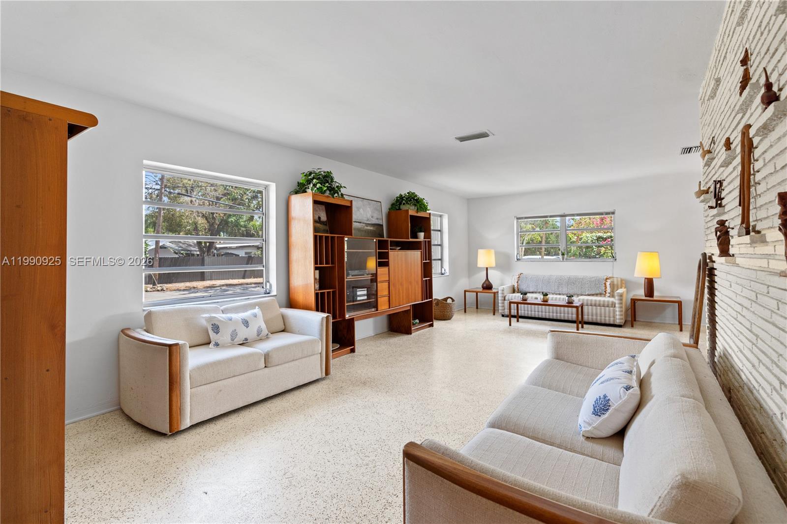 4800 SW 64th Ave Miami, FL 33155