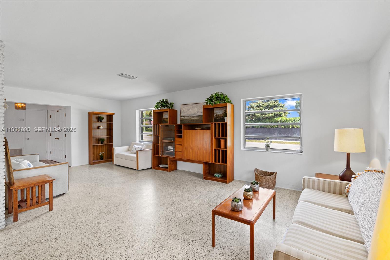 4800 SW 64th Ave Miami, FL 33155