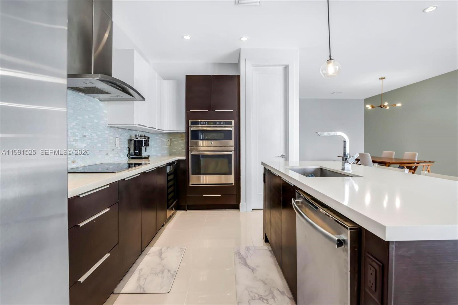 10502 NW 66th St Doral, FL 33178