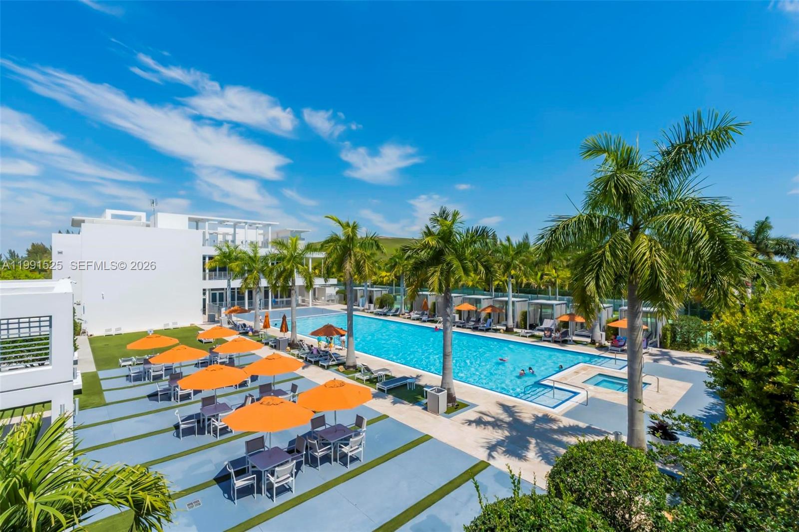 10502 NW 66th St Doral, FL 33178