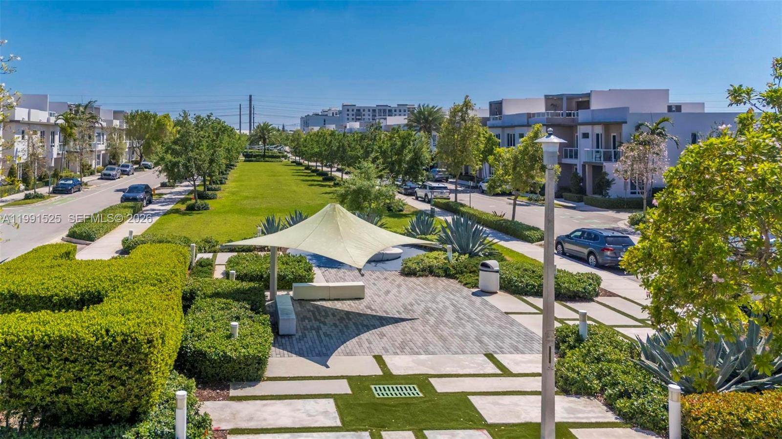 10502 NW 66th St Doral, FL 33178