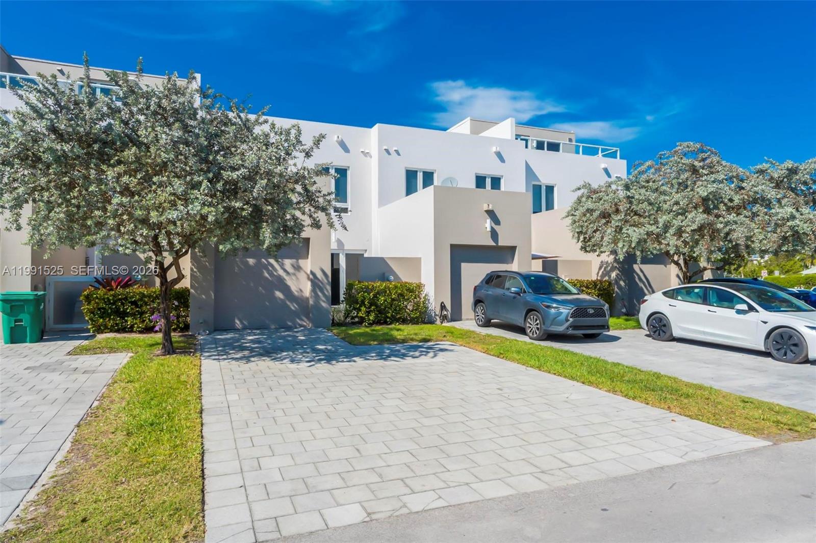 10502 NW 66th St Doral, FL 33178