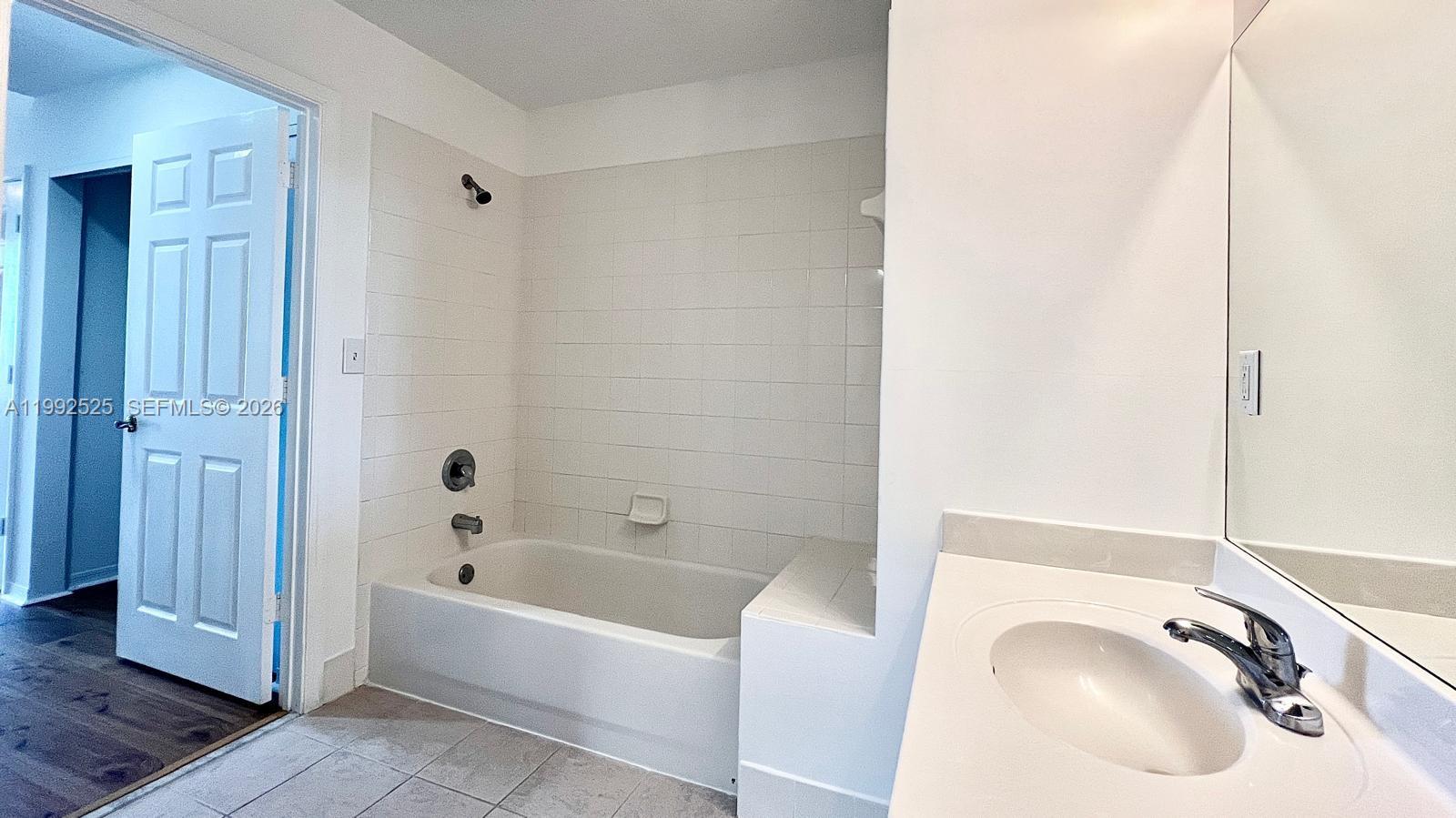 1203 Town Ctr Dr #419 Jupiter, FL 33458