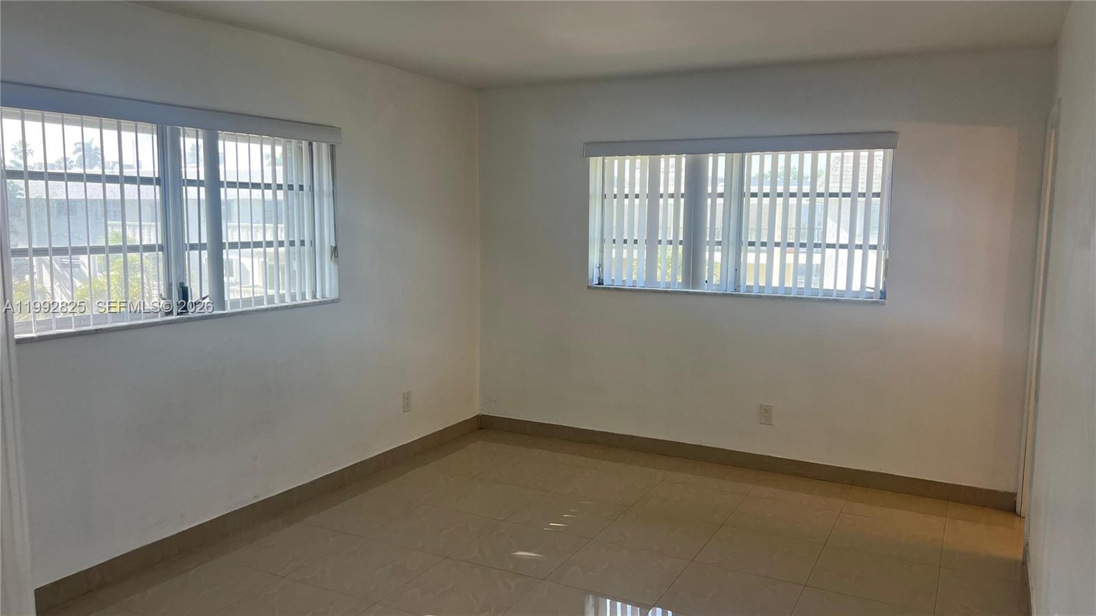 15205 NE 6th Ave #D301 Miami, FL 33162