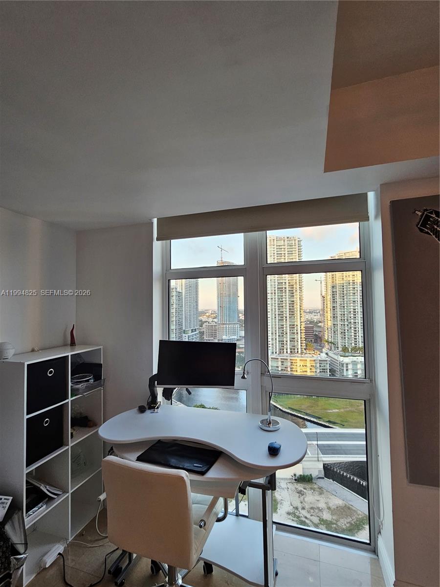 image Brickell on the River South25