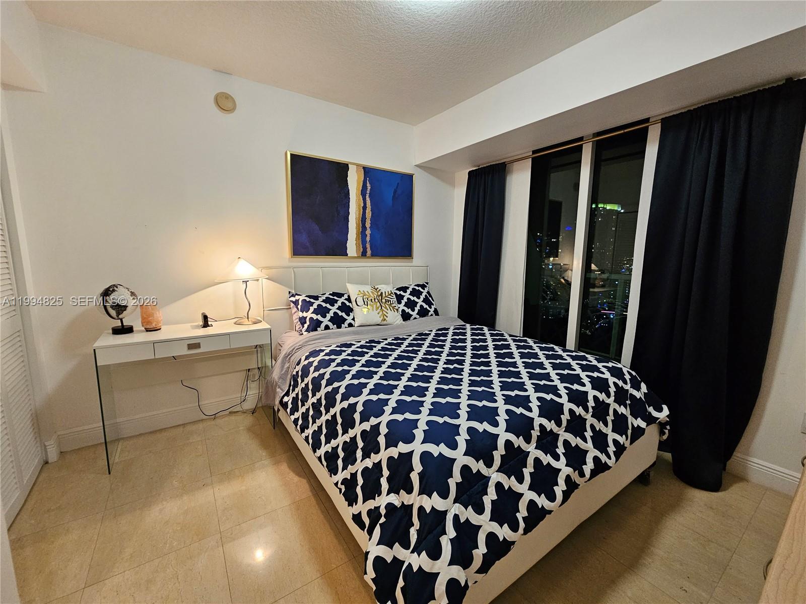 image Brickell on the River South43