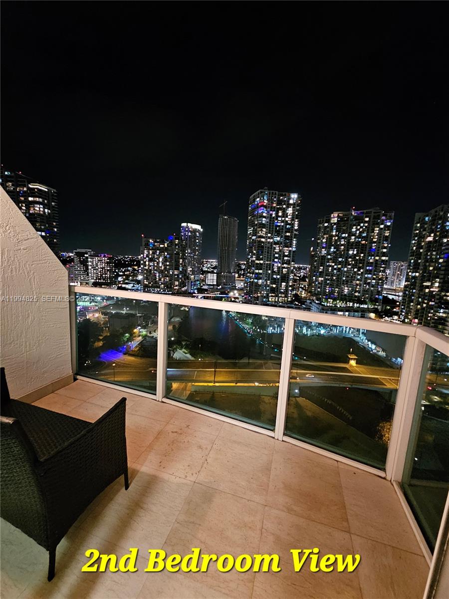 image Brickell on the River South53