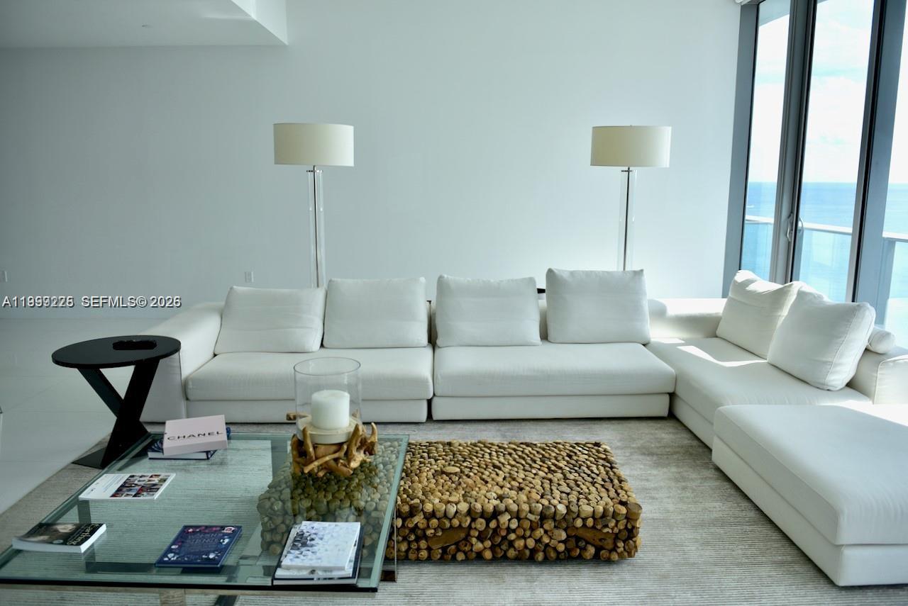 17475 Collins Ave #2802 Sunny Isles Beach, FL 33160