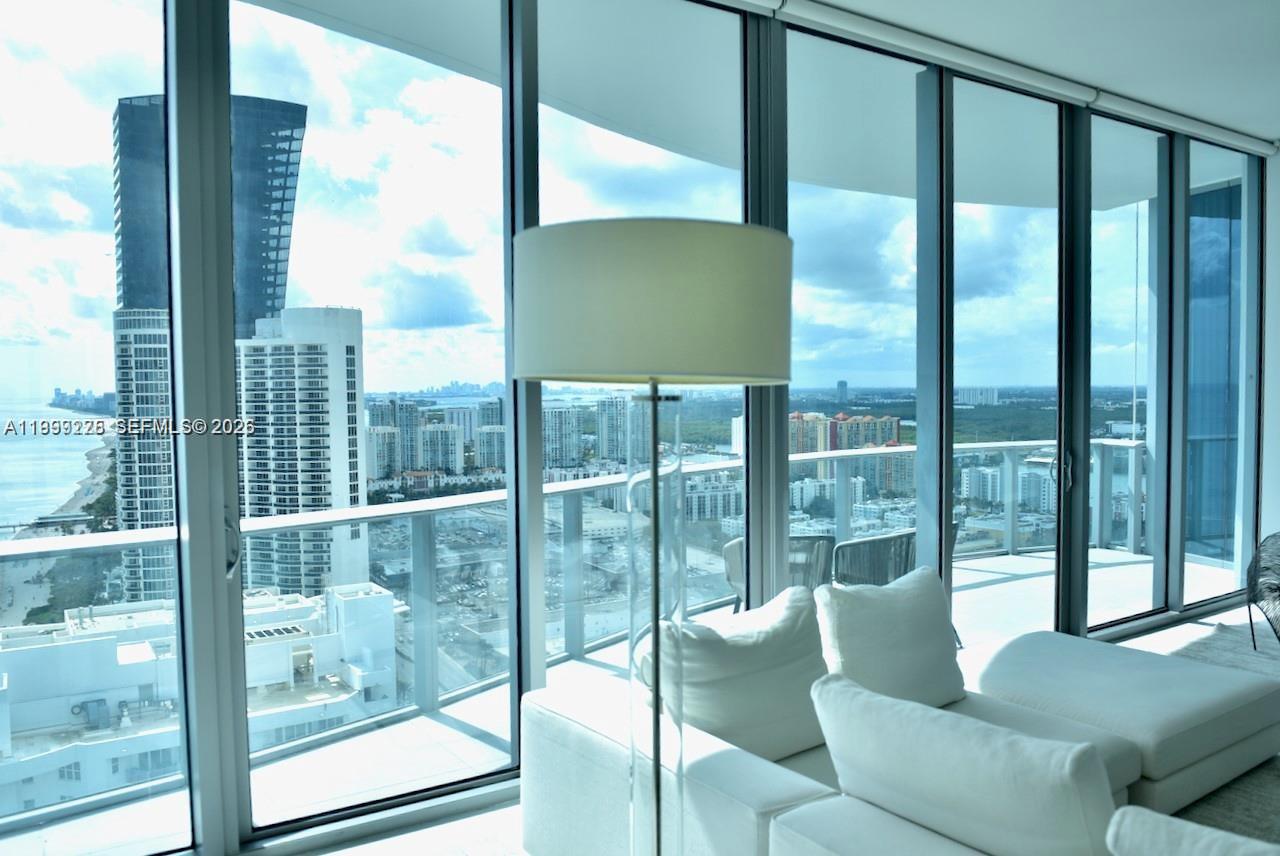 17475 Collins Ave #2802 Sunny Isles Beach, FL 33160