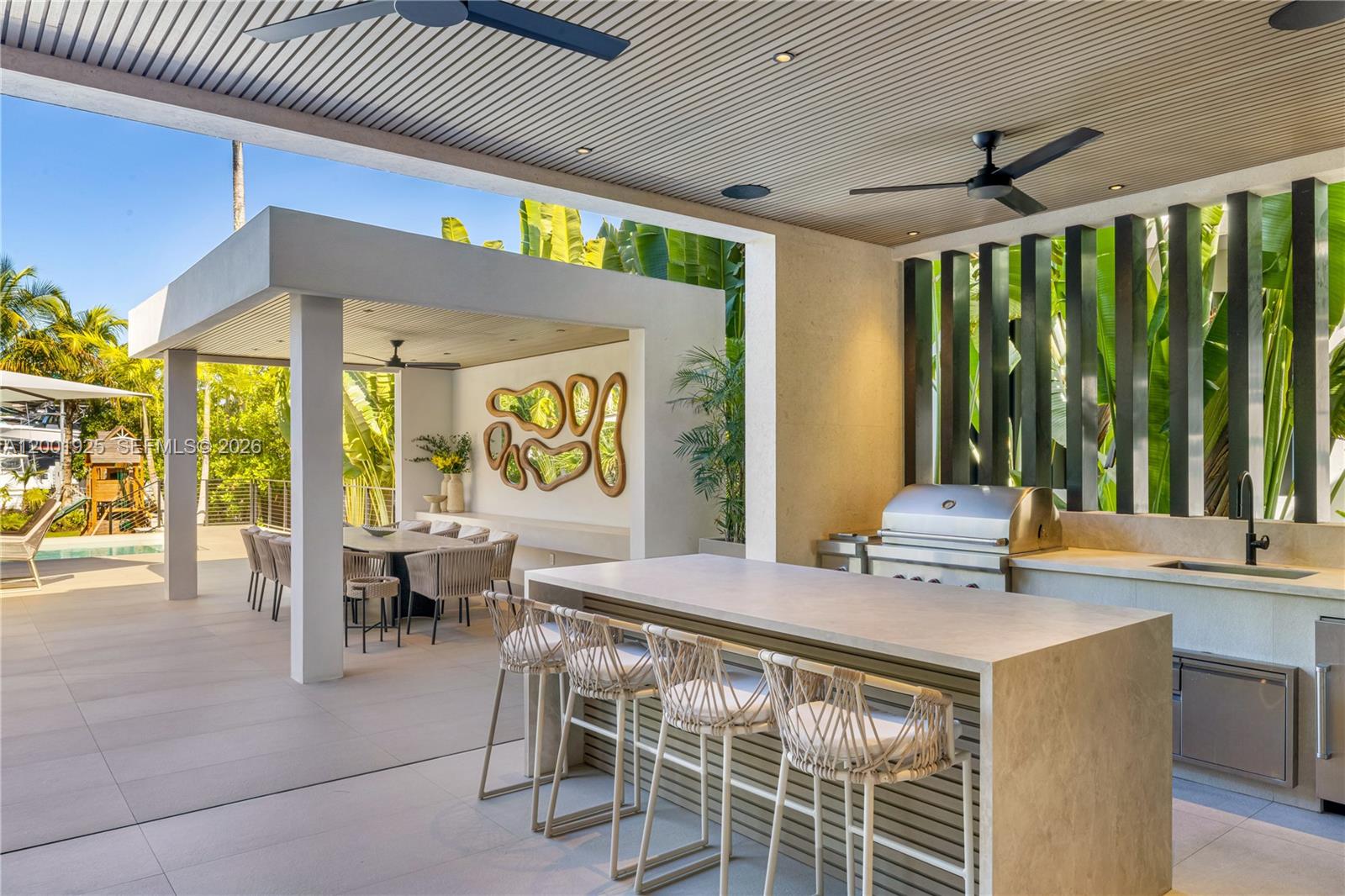 707 NE 77th St #n/a Miami, FL 33138