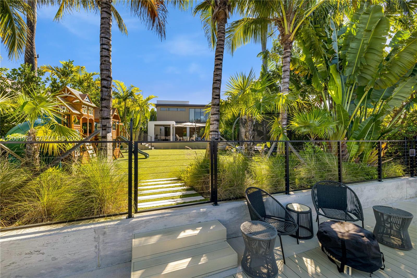 707 NE 77th St #n/a Miami, FL 33138